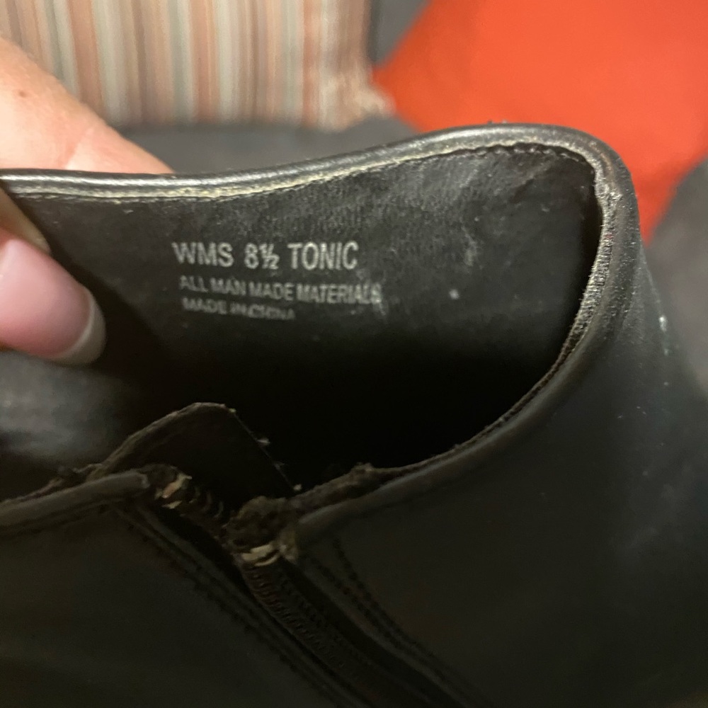 Report Heels - Picture 3 of 4